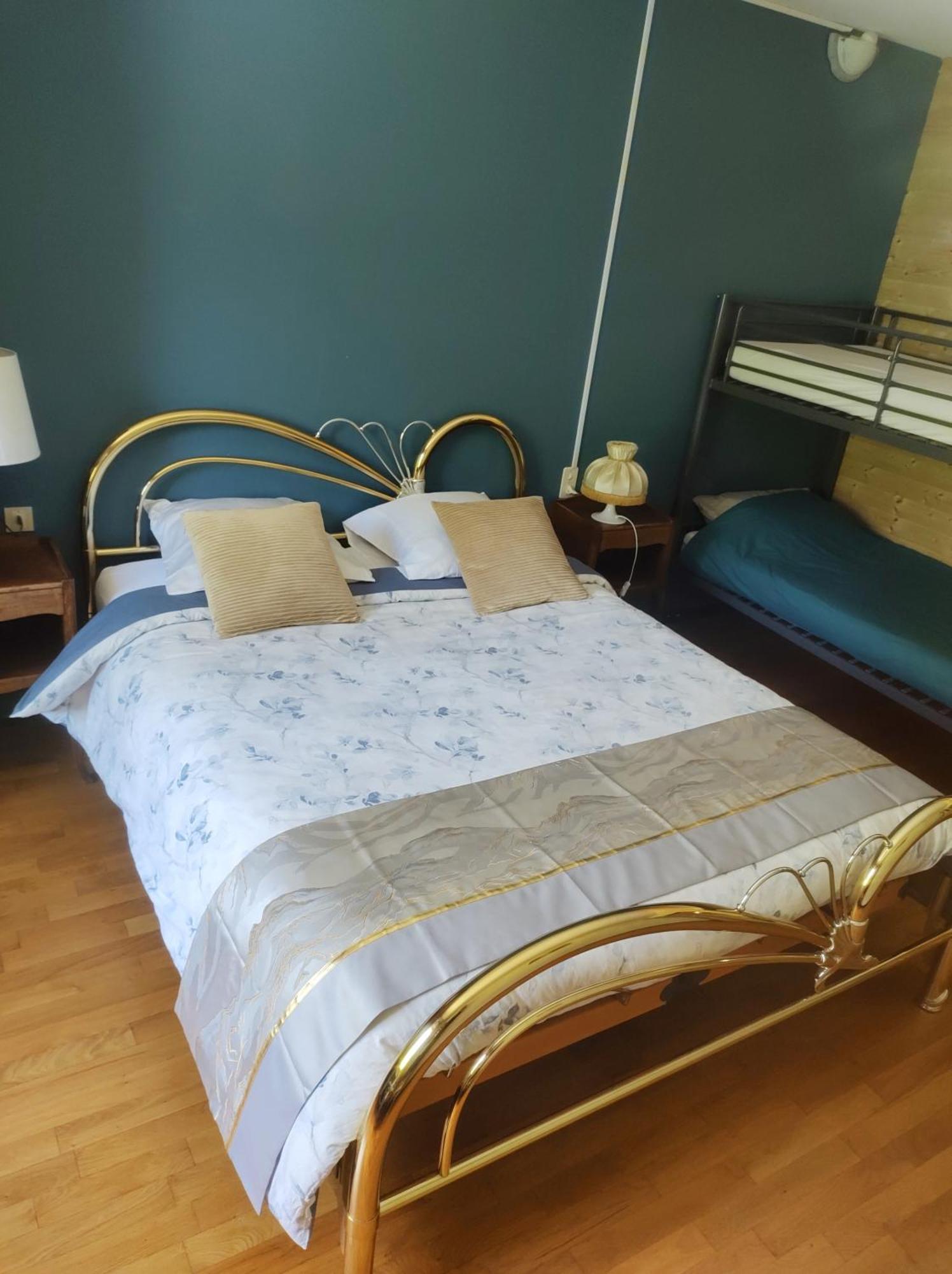 Les Deux Sources Hotel Saint-Laurent-en-Royans Cameră foto